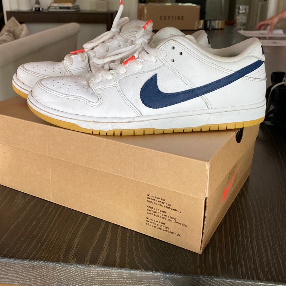 Nike SB Dunk Low Pro ISO. White and blue lightly worn Size 11. Original box